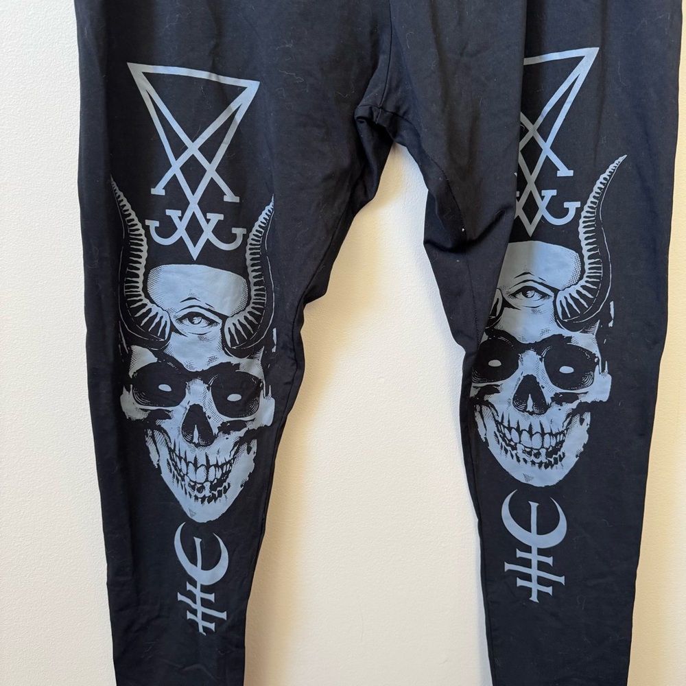 KILLSTAR women’s Mooncult black printed grunge punk leggings - Picture 3 of 6
